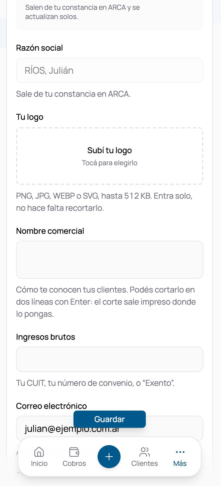 La sección Tu comprobante con el recuadro punteado para subir el logo, con la instrucción de arrastrarlo o tocarlo y, debajo, los formatos y el tamaño máximo