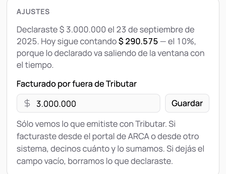 La sección Ajustes de Tu monotributo, con el campo para declarar lo facturado por fuera de Tributar y el botón Guardar a su derecha